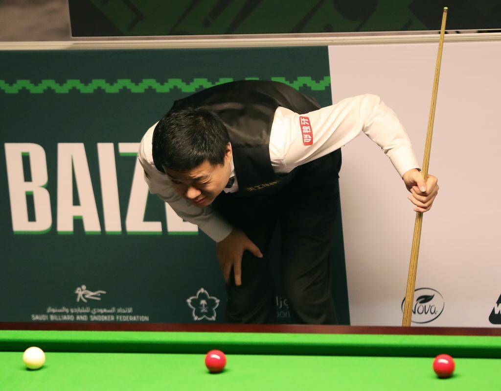 尽管两人都 尽管两人都