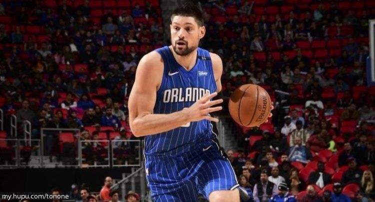 滑雪运动的 滑雪运动的