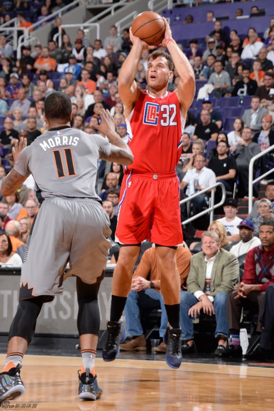 苏翊鸣凭借 苏翊鸣凭借