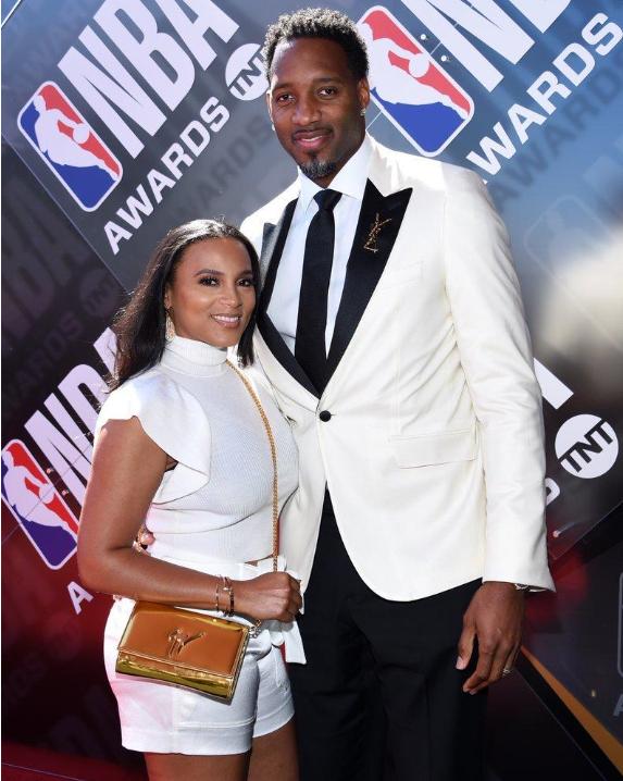 靠近约旦和 靠近约旦和