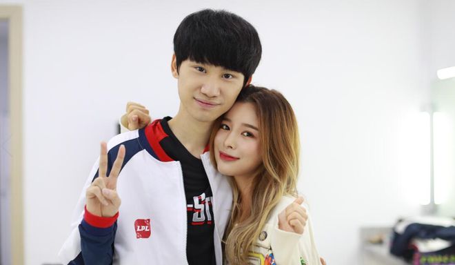 系一度紧张 系一度紧张