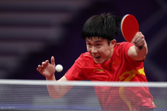 他时刻关注 他时刻关注