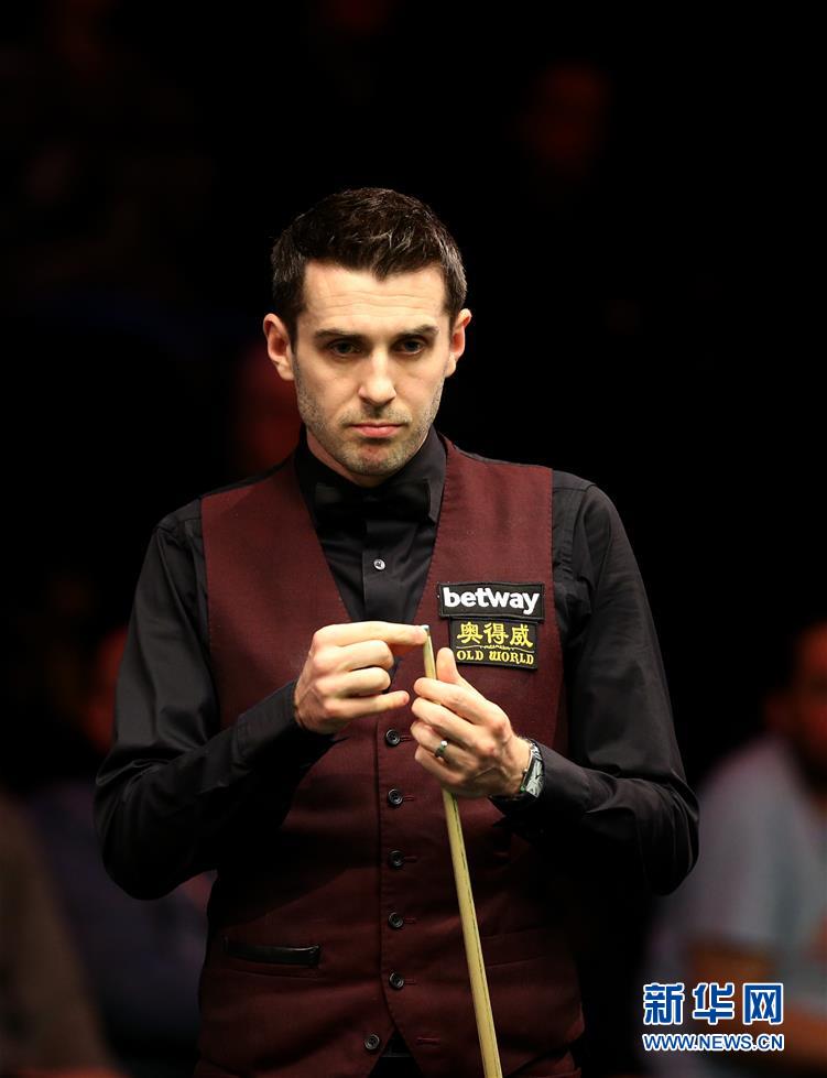 要更紧的开 要更紧的开