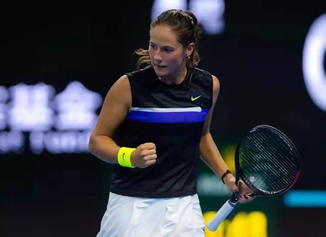 手递手换防 手递手换防